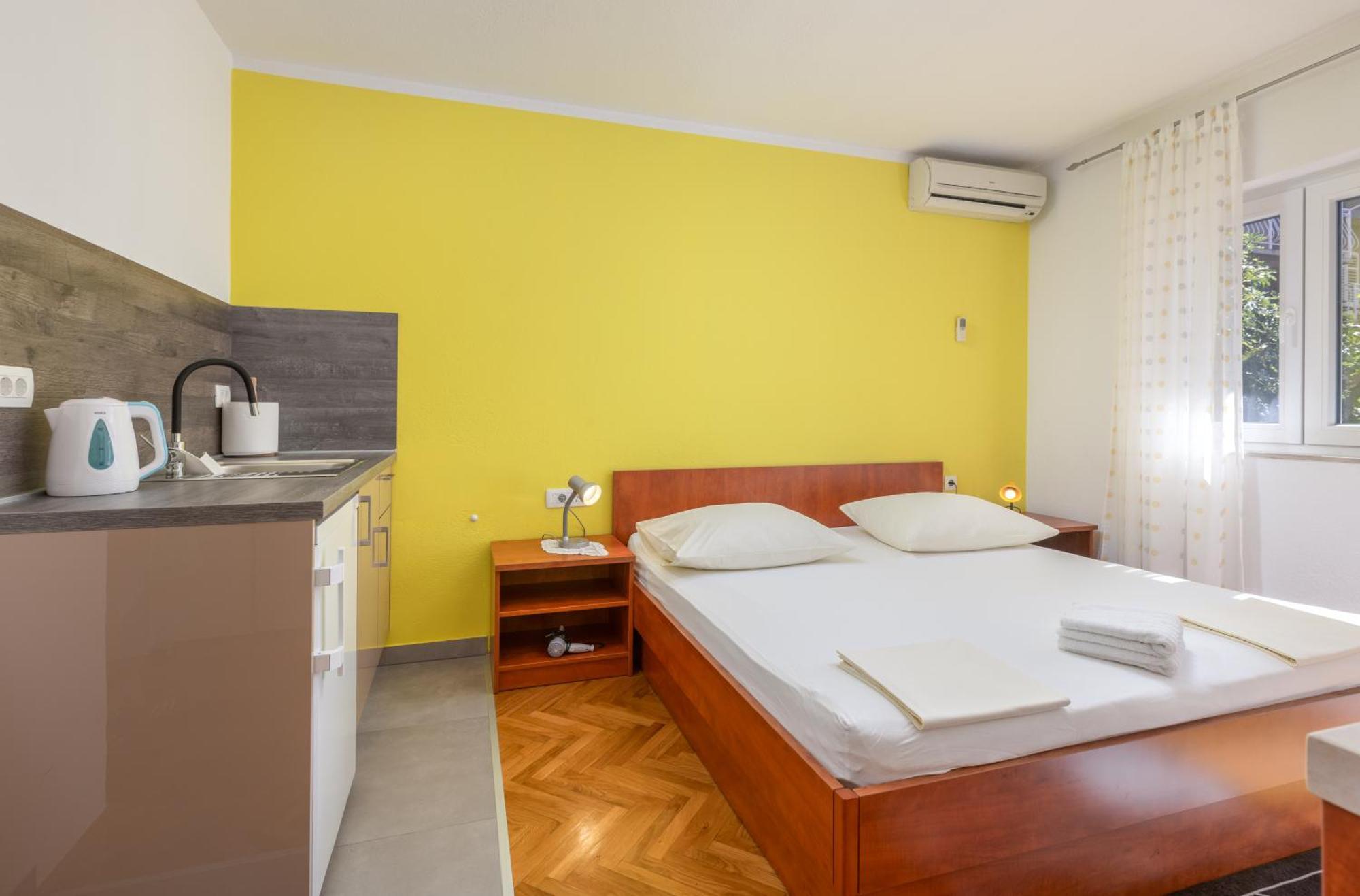 Guest House Damir Makarska Exterior photo